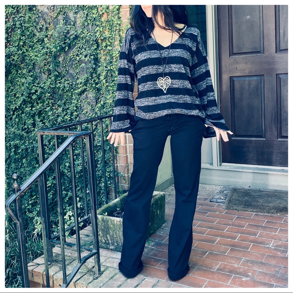 ✨LAST ONES✨Loose fit color block black/grey Tunic - Picture 3 of 9
